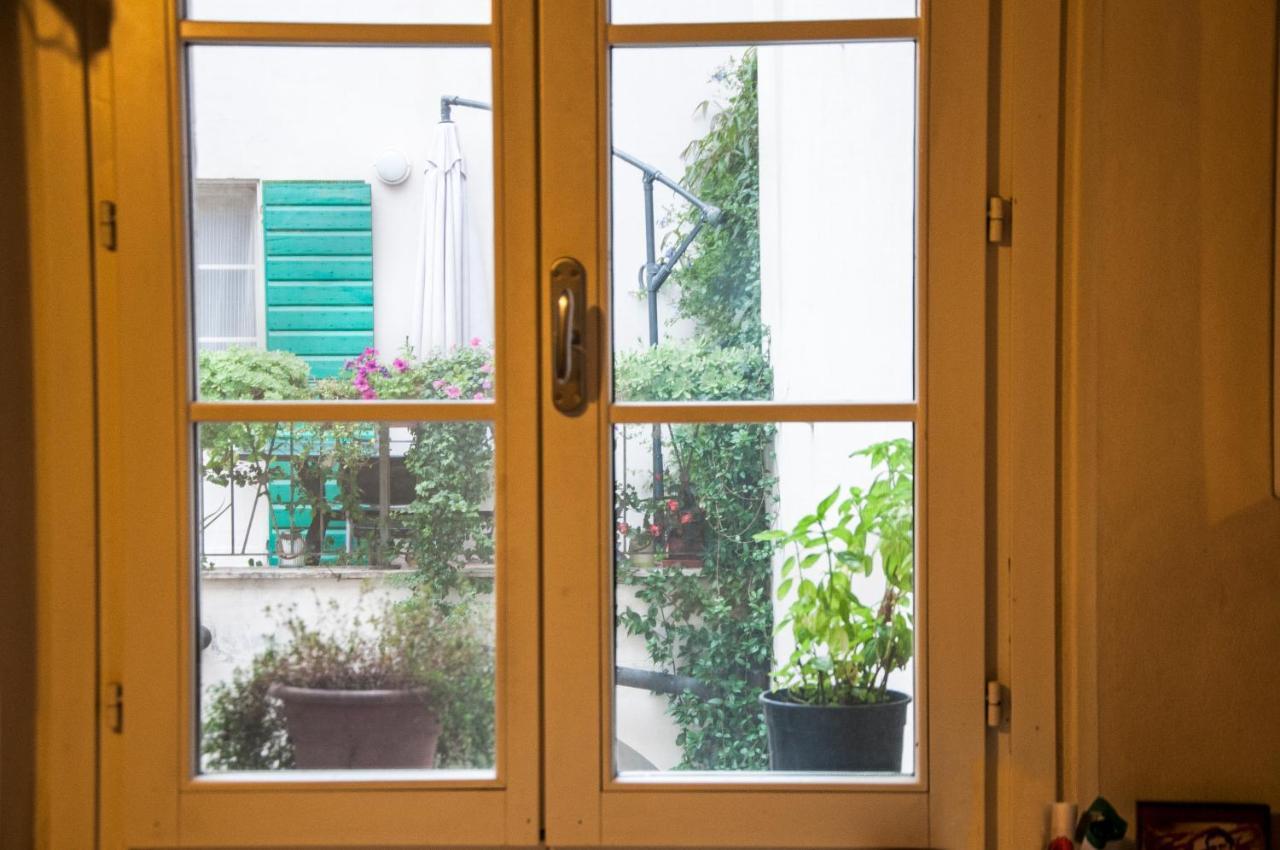 Domus Nova Residenza Il B&B Μάντοβα Εξωτερικό φωτογραφία